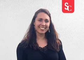 Portrait de Tatiana Lacroix, membre active de l'écosystème hôtelier Axioncom.